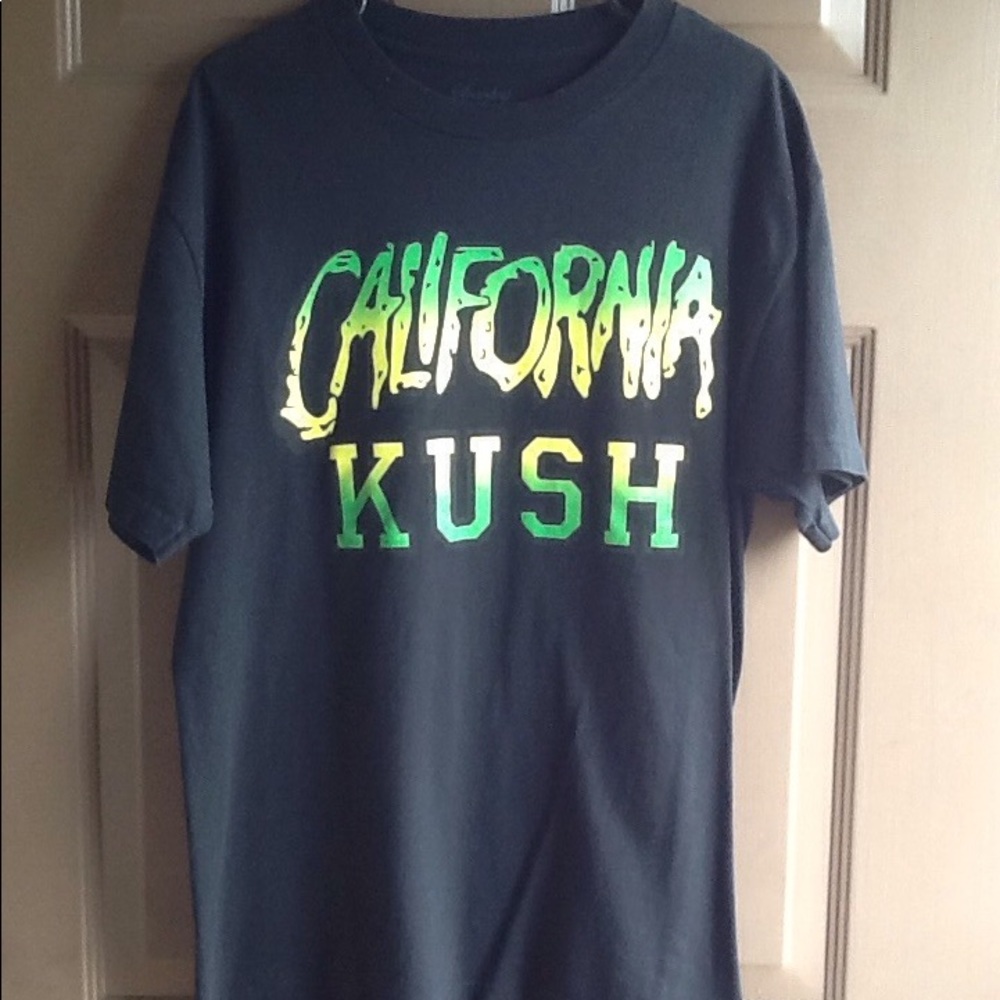 Sneakertip California Kush TShirt